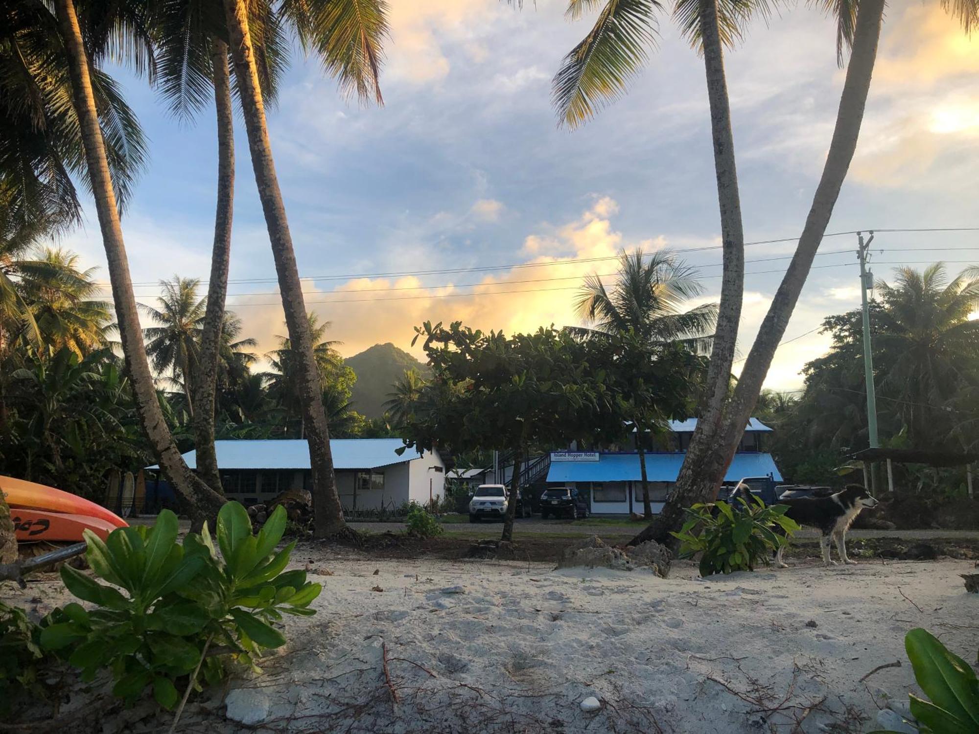 Island Hopper Hotel Yepan ภายนอก รูปภาพ